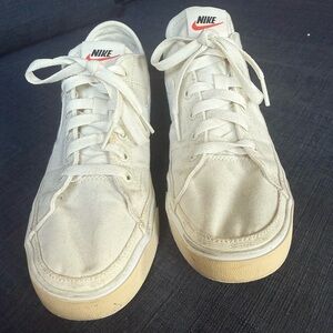 Nike Men's Off-White Canvas Sneakers